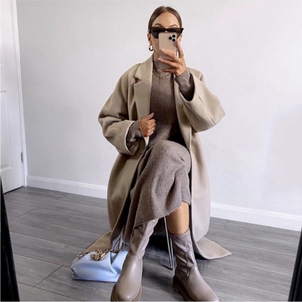H&M taupe / brown / tan chunky sole ankle / calf / boots / booties - Picture 4 of 13